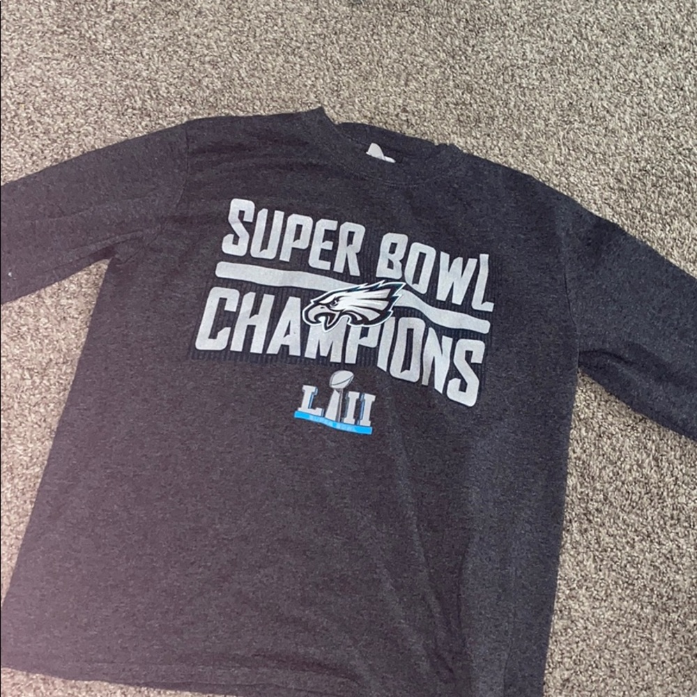 Philly team t shirts and a sweatshirt from pink